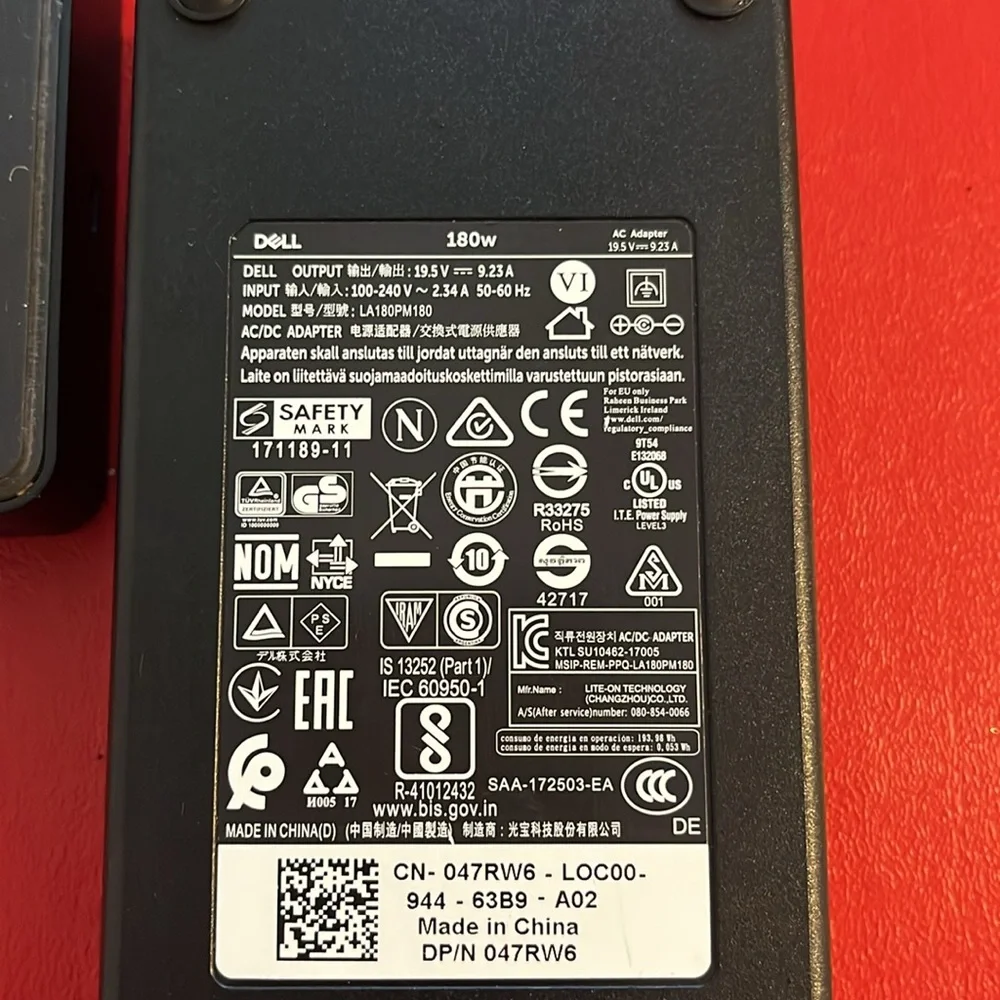 Dell Laptop K17A001 - WD15 Docking Station K17 K17A and Charge